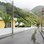 Ferienhaus Waterfall House