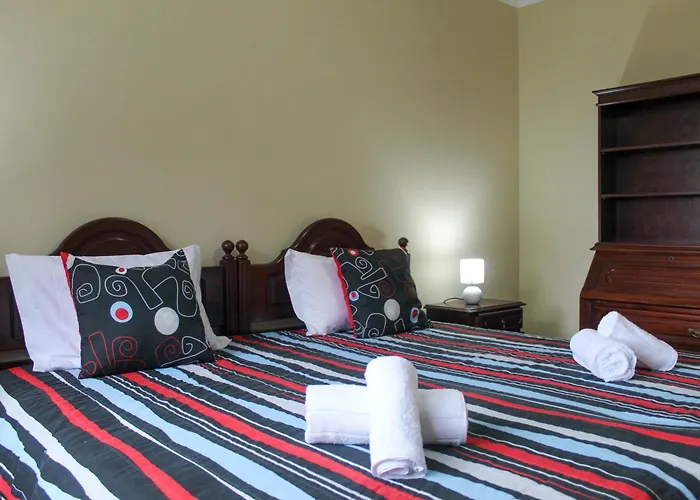 Holiday home Waterfall House